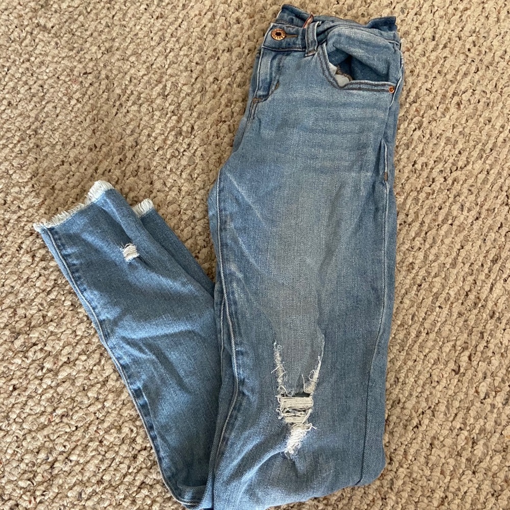Sneak Peek - ripped skinny jeans